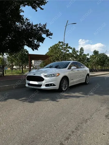 Ford Fusion 2014 — photo 2