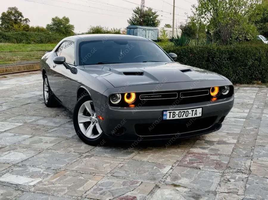 Dodge Challenger