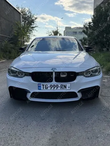 BMW 335