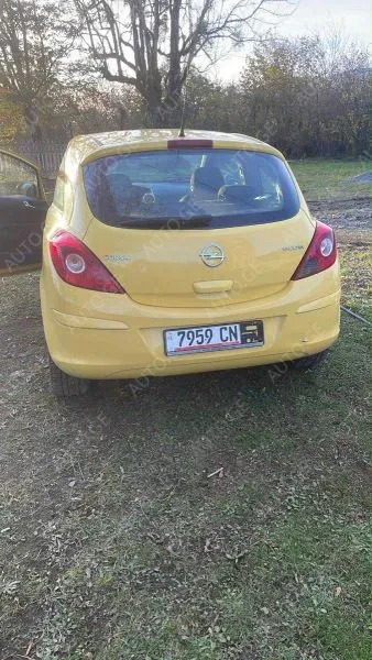 Opel Corsa 2014 — photo 2