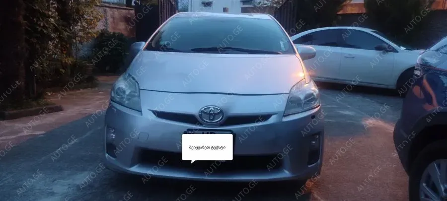 Toyota Prius 2011 — photo 2