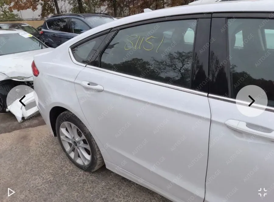 Ford Fusion 2019 — photo 2