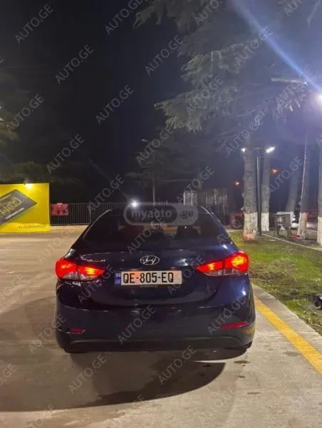 Hyundai Elantra 2015 — photo 2