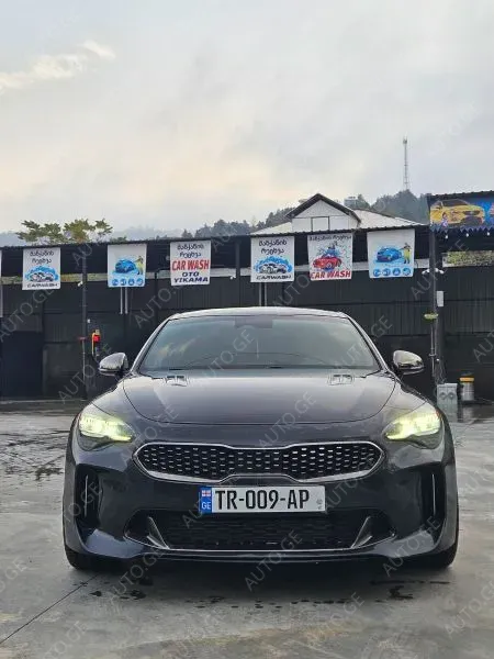 Kia Stinger 2022 — photo 2