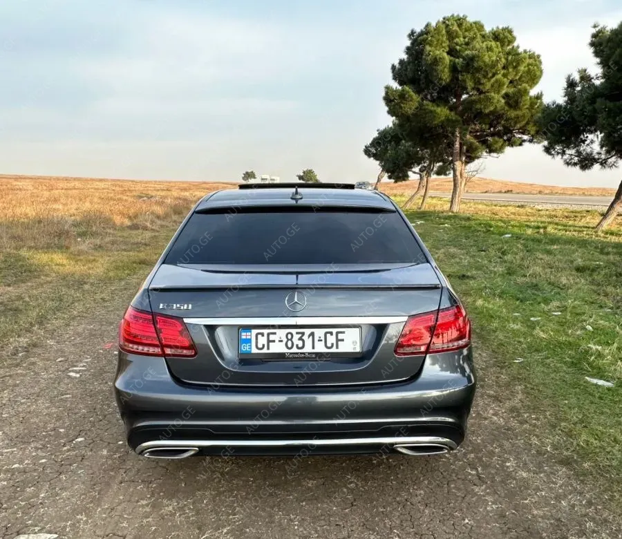 Mercedes-Benz E-350C 2015 — photo 2