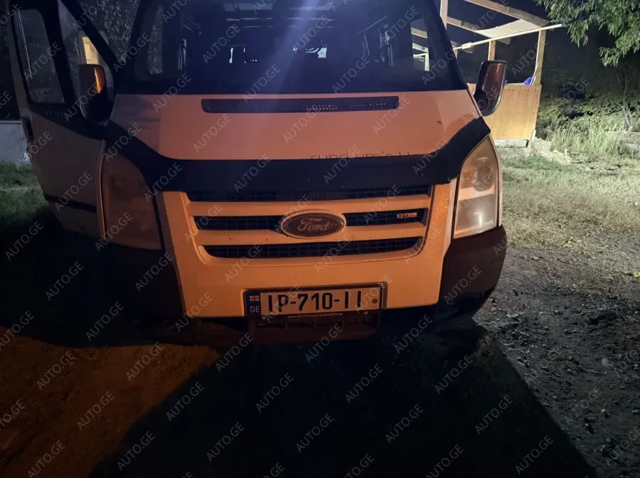 Ford Transit 2008 — photo 2