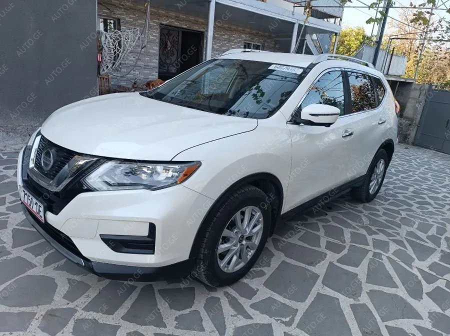 Nissan Rogue 2017 — photo 2