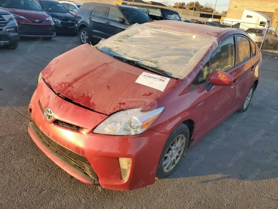 Toyota Prius 2014 — photo 2