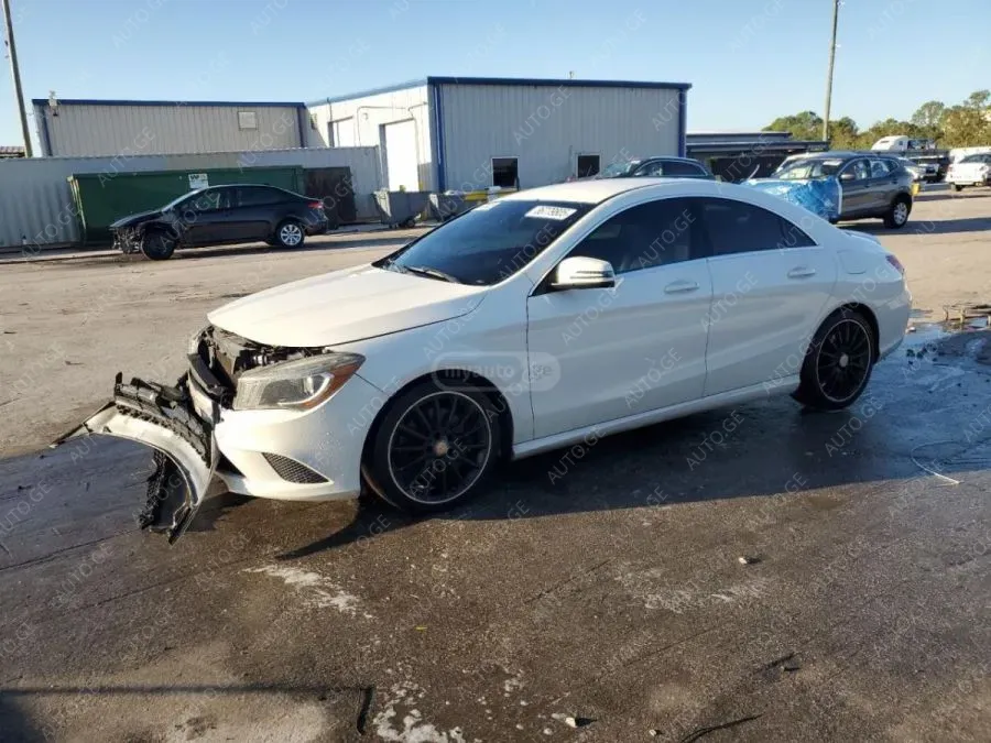 Mercedes-Benz Cla-250C 2014 — photo 2