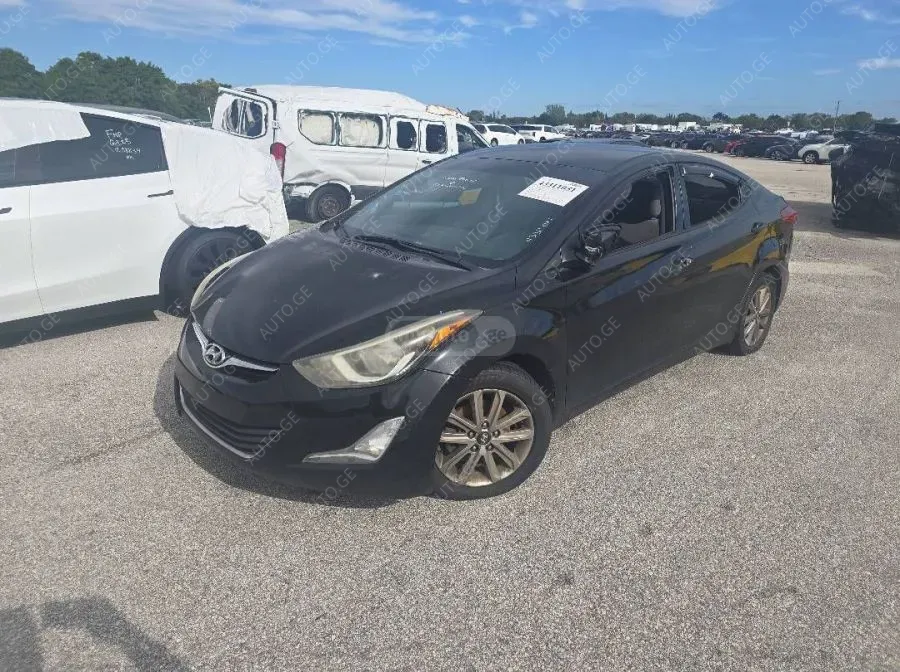 Hyundai Elantra 2014 — photo 2