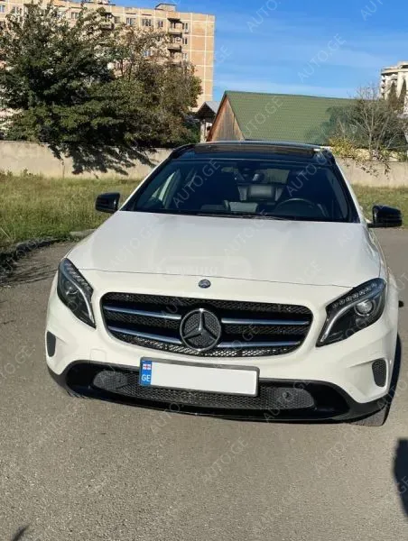 Mercedes-Benz Gla-200G 2016 — photo 2