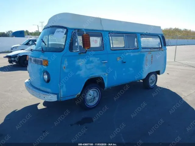 Volkswagen T6 1977 — photo 2