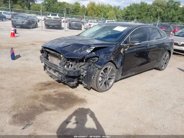 Ford Fusion 2019 — photo 2