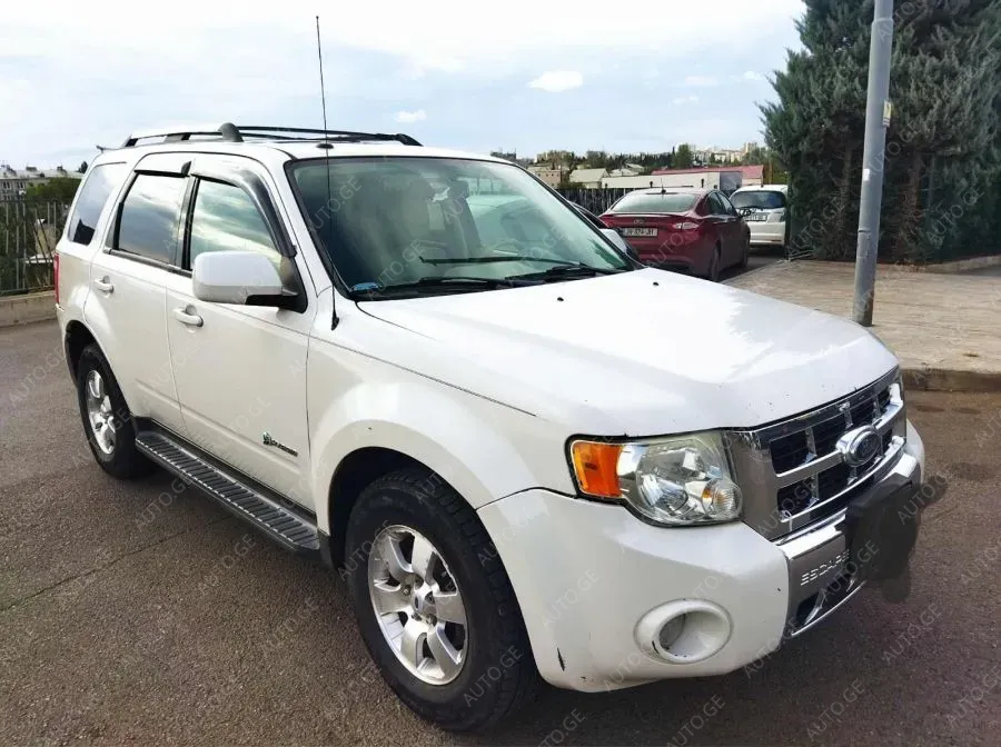 Ford Escape 2009 — photo 2