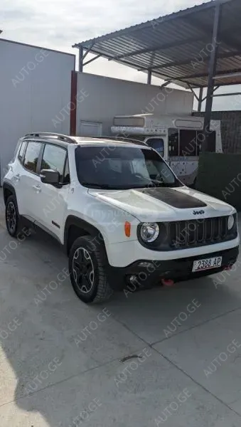 Jeep Cherokee 2016 — photo 2