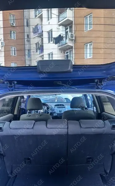 Honda Fit 2010 — photo 2