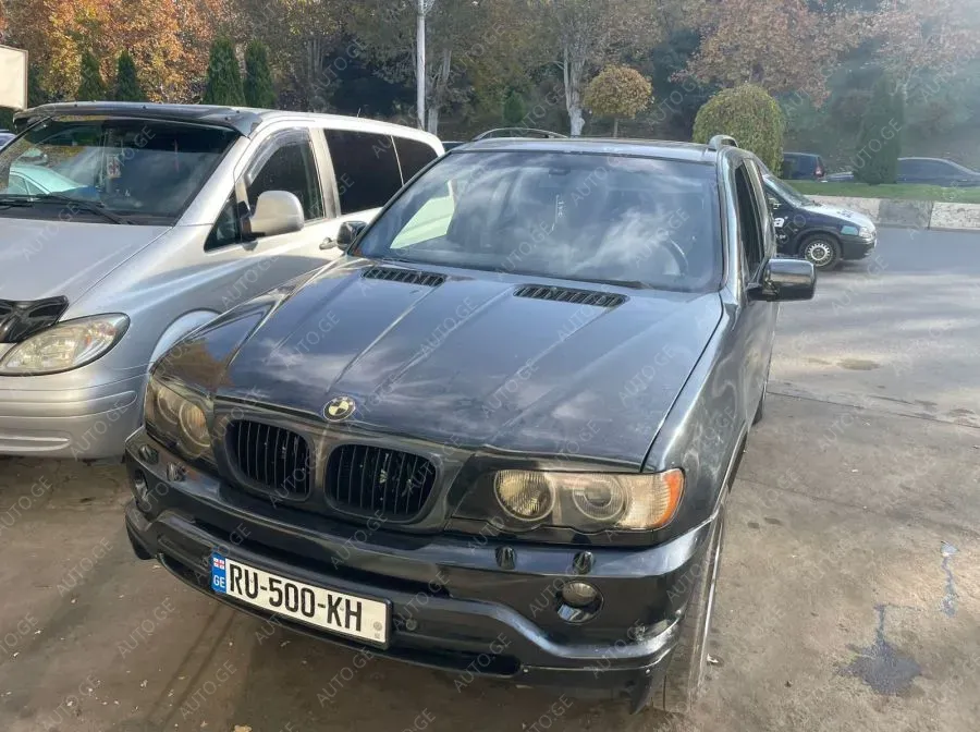 BMW X5 2003 — photo 2