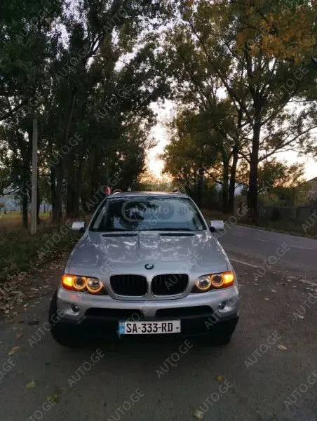 BMW X5 2004 — photo 2