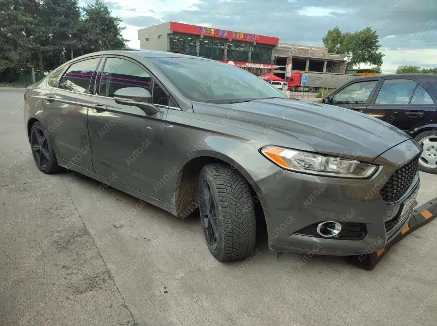 Ford Fusion 2014 — photo 2
