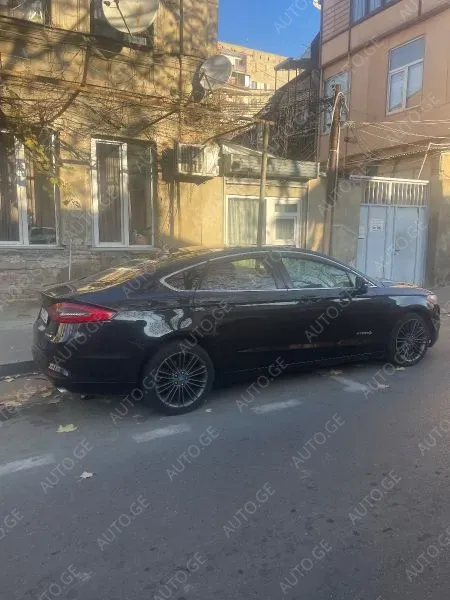 Ford Fusion