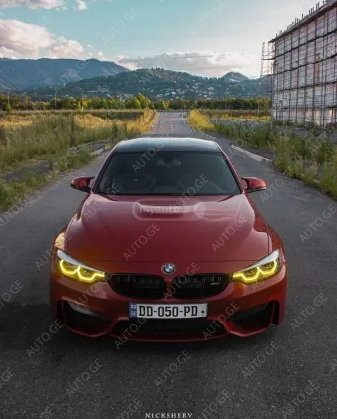 BMW M3 2018 — photo 2