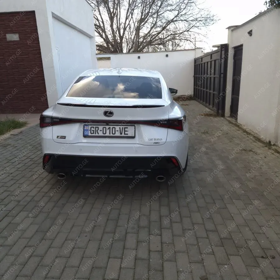 Lexus Is-350-Lexus 2021 — photo 2