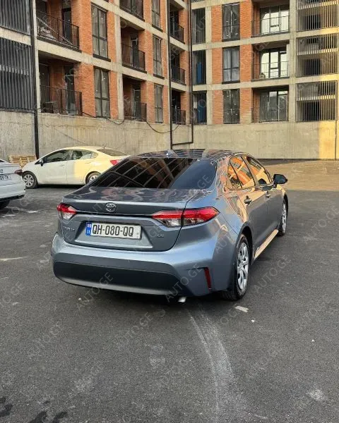 Toyota Corolla 2023 — photo 2