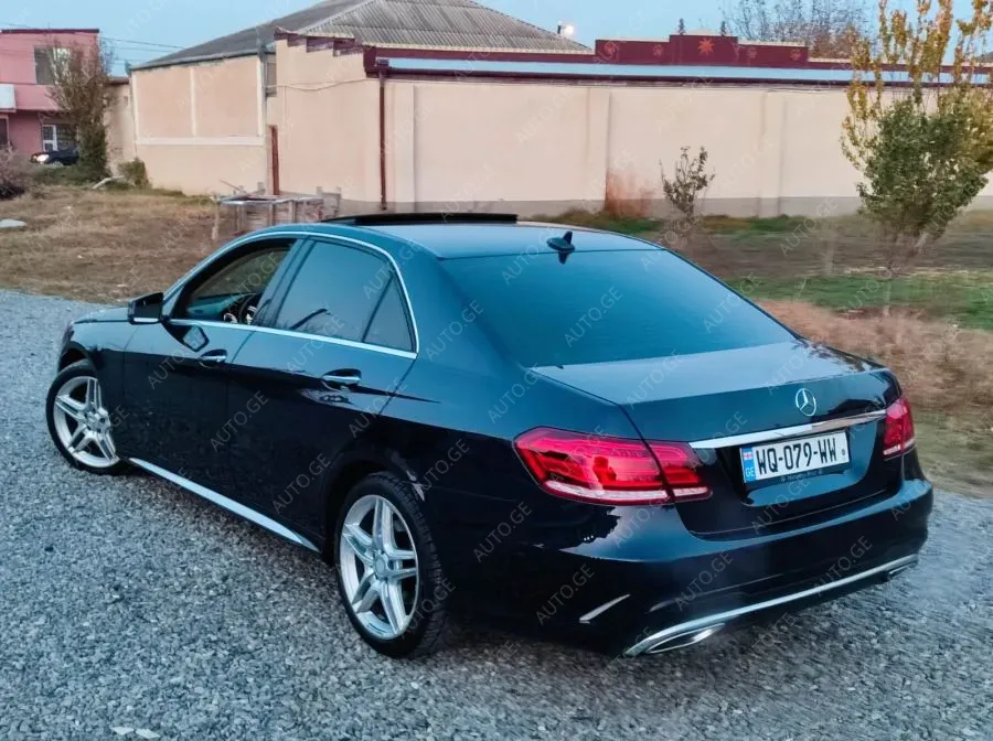 Mercedes-Benz E-350C 2014 — photo 2