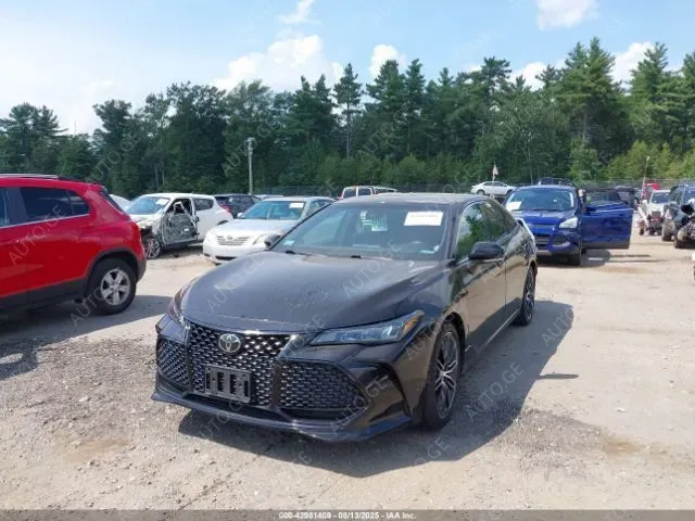 Toyota Avalon 2020 — photo 2