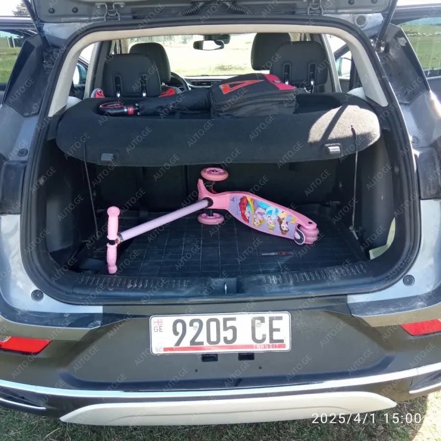 Buick Encore 2021 — photo 2