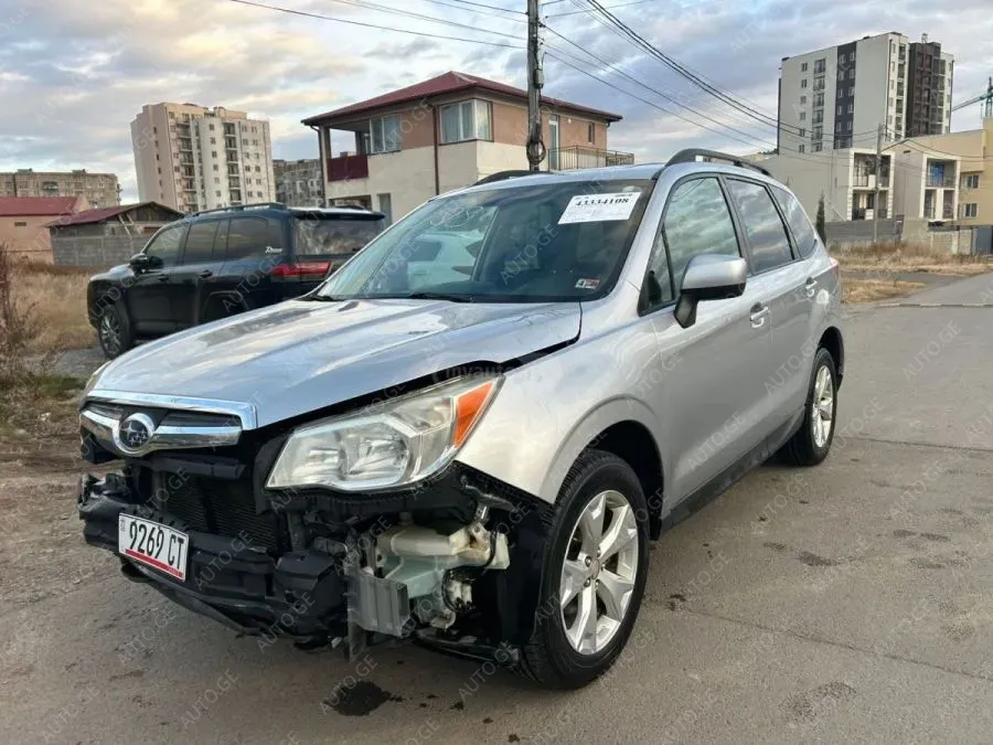 Subaru Forester 2014 — photo 2