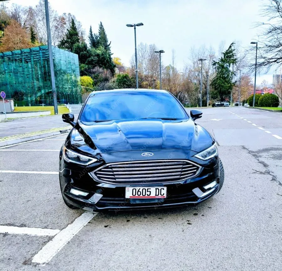 Ford Fusion 2017 — photo 2