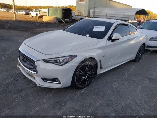 Infiniti Q60