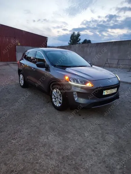 Ford Escape 2022 — photo 2