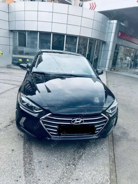 Hyundai Elantra 2018 — photo 2