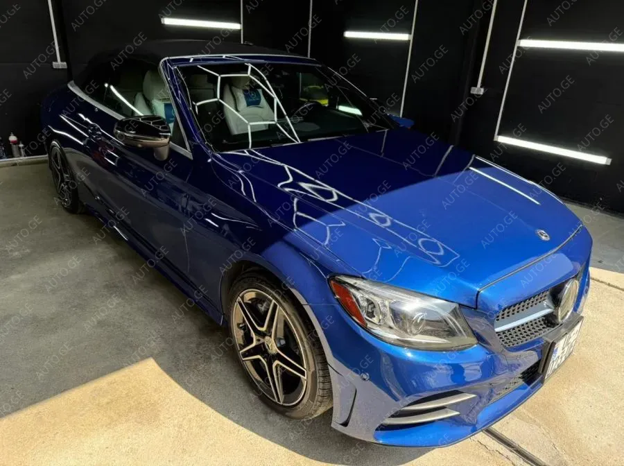 Mercedes-Benz C-300-Merc 2019 — photo 2