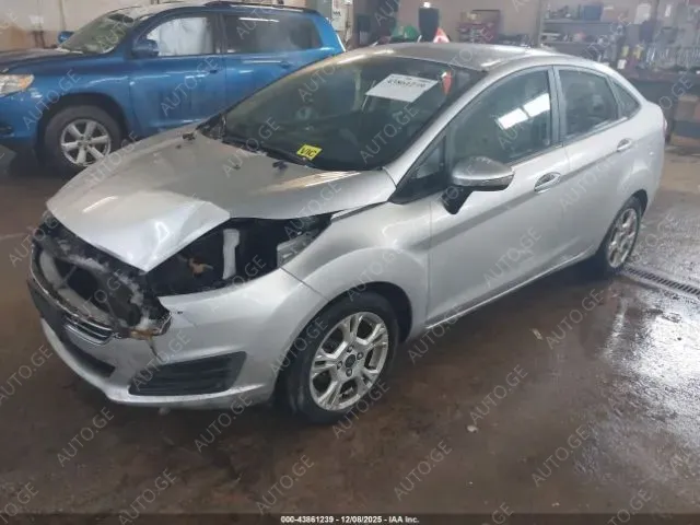 Ford Fiesta 2016 — photo 2