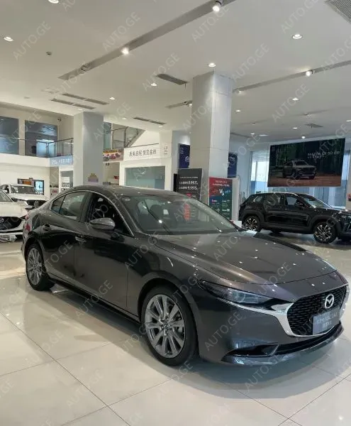 Mazda Mazda3 2025 — photo 2