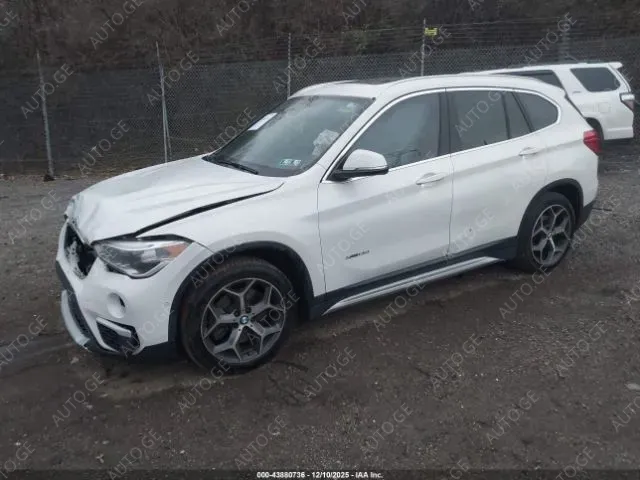 BMW X1 2016 — photo 2