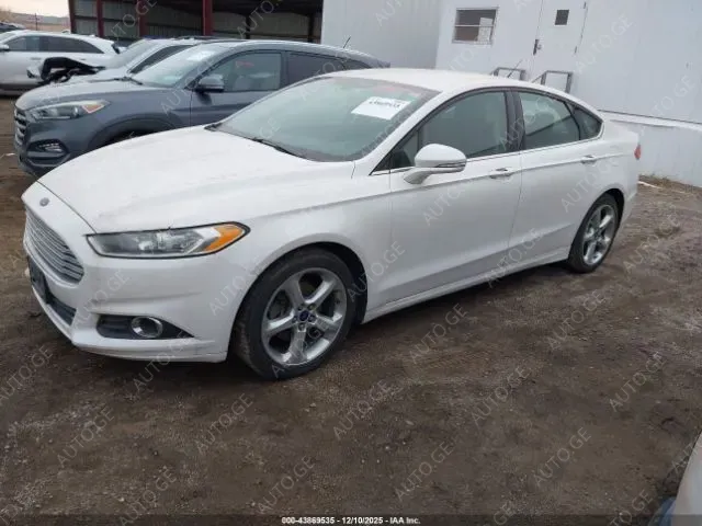 Ford Fusion 2016 — photo 2