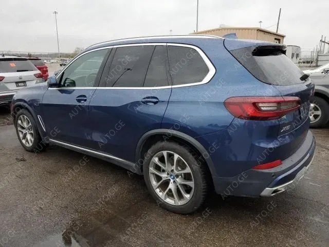 BMW X5 2022 — photo 2