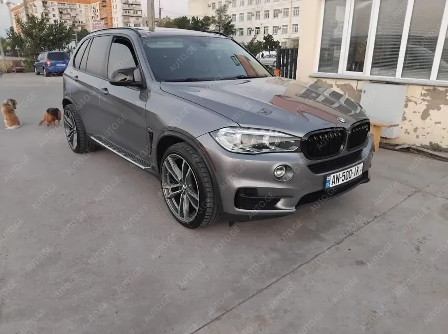 BMW X5 2016 — photo 2