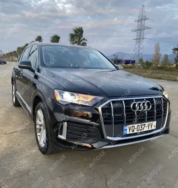 Audi Q7 2023 — photo 2