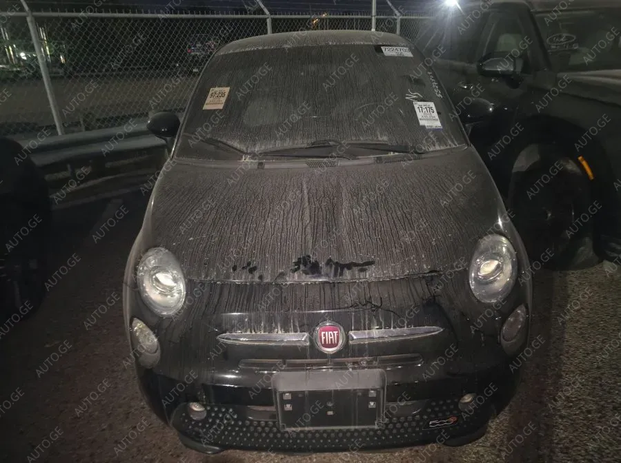 Fiat 500e 2016 — photo 2