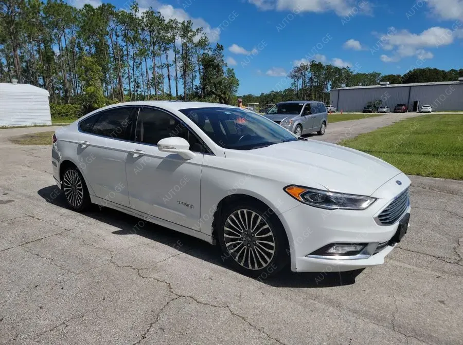 Ford Fusion 2017 — photo 2