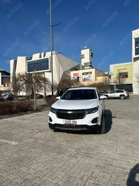 Chevrolet Equinox 2022 — photo 2