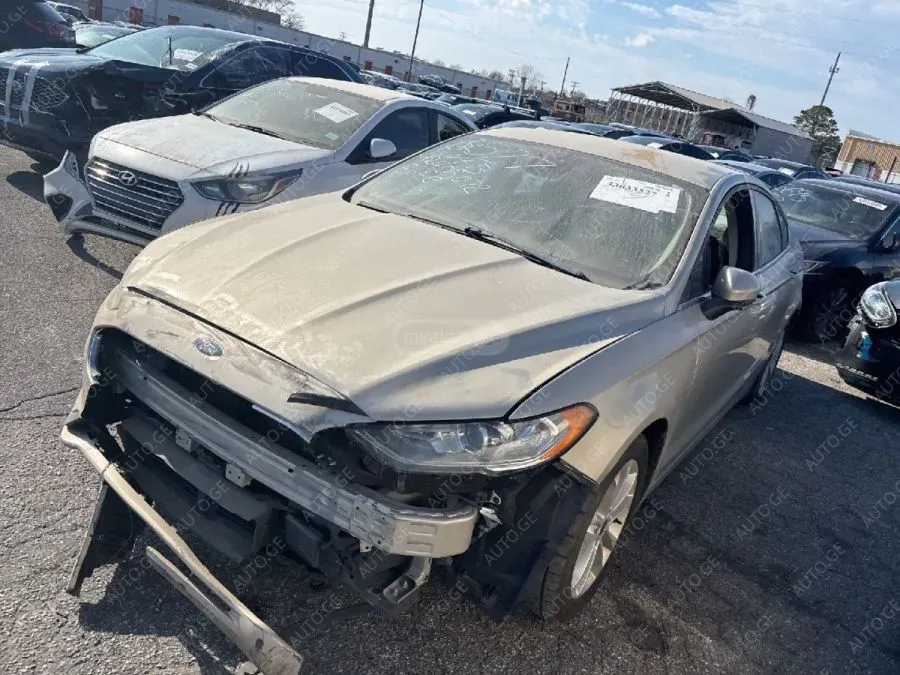 Ford Fusion 2019 — photo 2