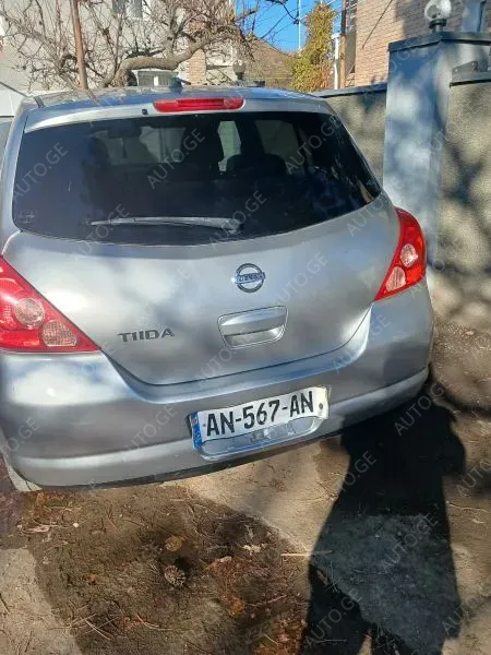 Nissan Tiida 2008 — photo 2