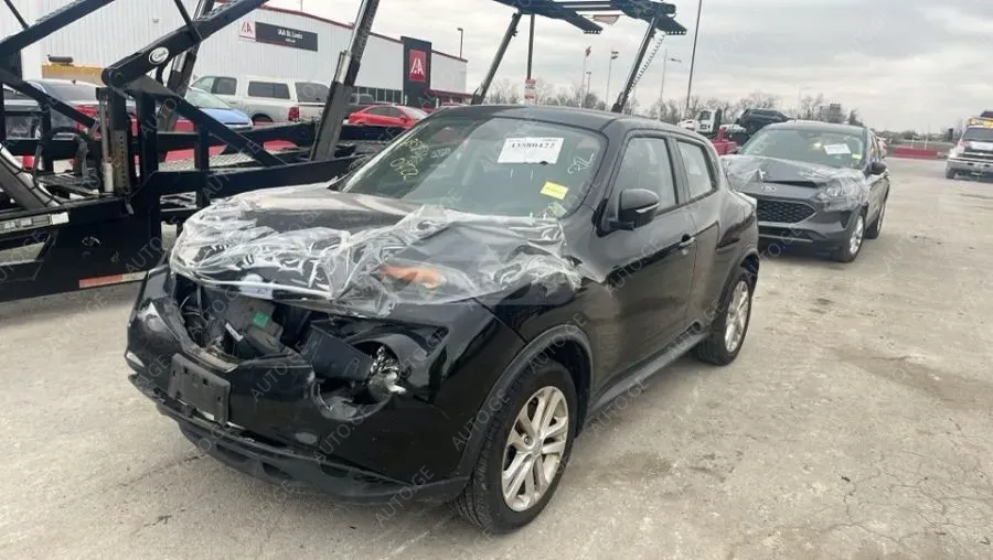 Nissan Juke 2015 — photo 2