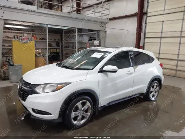 Honda HR-V 2017 — photo 2